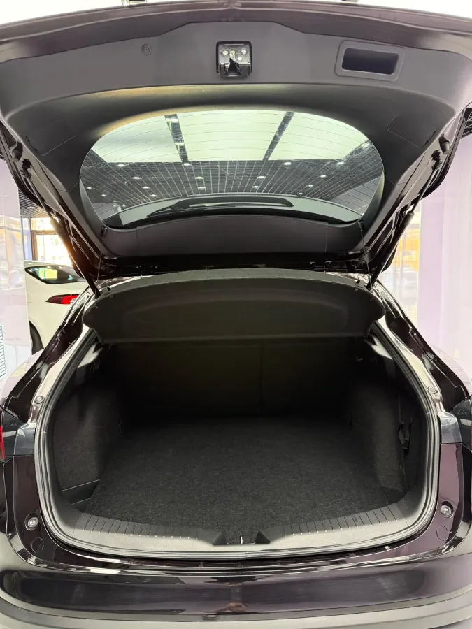 2021 Mazda CX-4 2.0L 158HP L4 6AT,autocango,china used car exporter,china ev exporter,chinese used car exporter,chinese used ev exporter