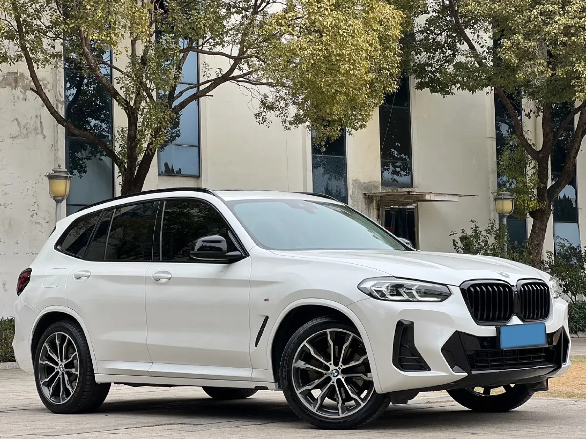 2022 BMW X3 2.0T 252HP L4 8AT,autocango,china used car exporter,china ev exporter,chinese used car exporter,chinese used ev exporter