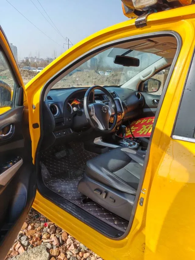 2021 Nissan Navara 2.5L 190HP L4 7AT,autocango,china used car exporter,china ev exporter,chinese used car exporter,chinese used ev exporter
