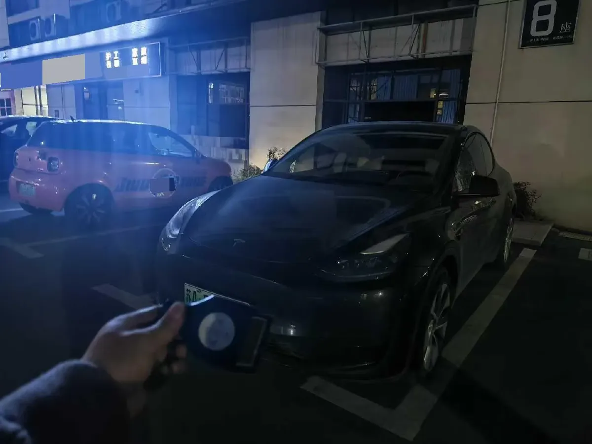 2022 Tesla Model Y BEV 60KWH,autocango,china used car exporter,china ev exporter,chinese used car exporter,chinese used ev exporter