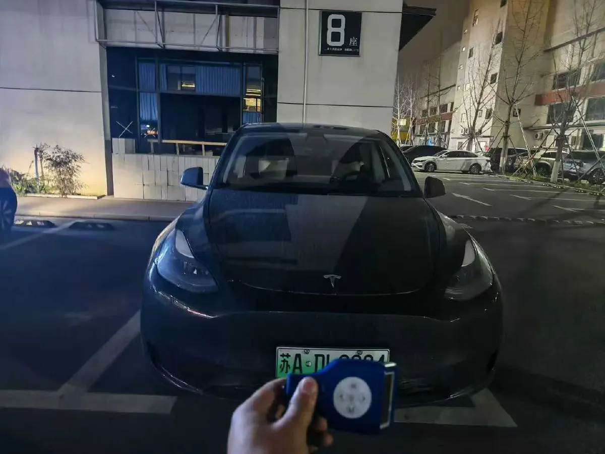 2022 Tesla Model Y BEV 60KWH,autocango,china used car exporter,china ev exporter,chinese used car exporter,chinese used ev exporter