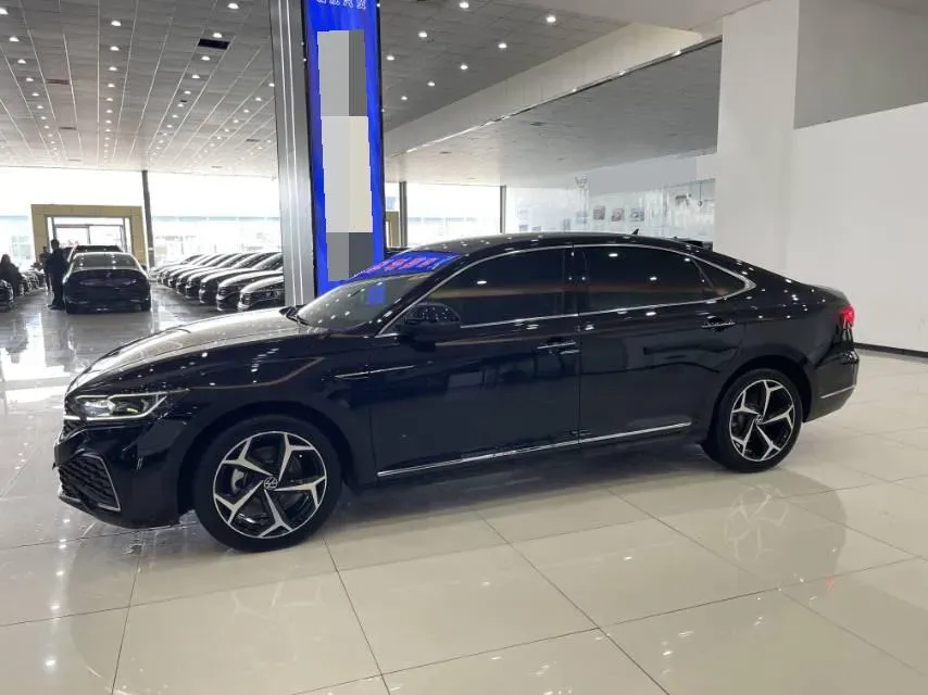 2023 Volkswagen Passat 2.0T 186HP L4 7DCT,autocango,china used car exporter,china ev exporter,chinese used car exporter,chinese used ev exporter