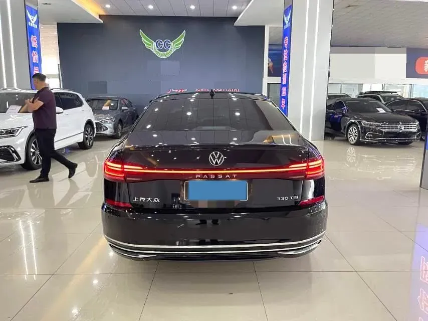 2023 Volkswagen Passat 2.0T 186HP L4 7DCT,autocango,china used car exporter,china ev exporter,chinese used car exporter,chinese used ev exporter