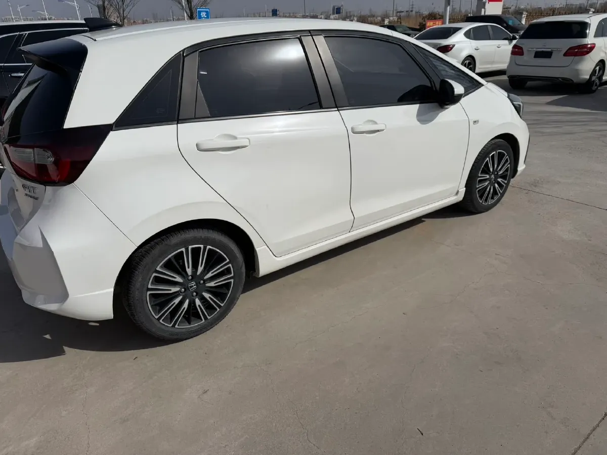 2022 Honda Fit 1.5L 131HP L4 CVT,autocango,china used car exporter,china ev exporter,chinese used car exporter,chinese used ev exporter
