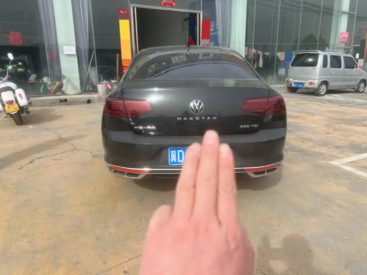 2023 Volkswagen Magotan 2.0T 186HP L4 7DCT,autocango,china used car exporter,china ev exporter,chinese used car exporter,chinese used ev exporter