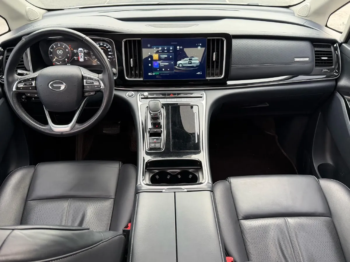 2021 GAC Trumpchi M8 2.0T 252HP L4 8AT,autocango,china used car exporter,china ev exporter,chinese used car exporter,chinese used ev exporter