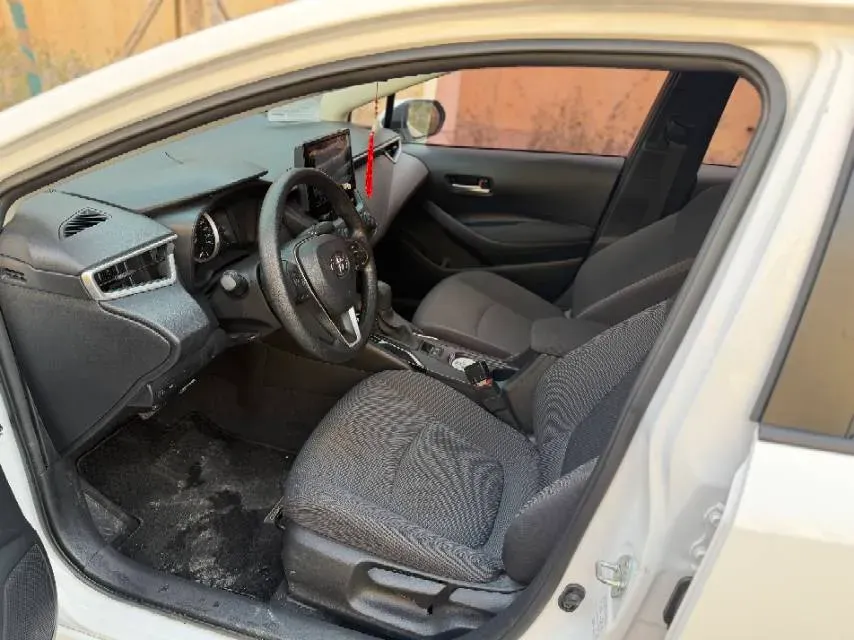 2021 Toyota Corolla 1.2T 116HP L4 CVT,autocango,china used car exporter,china ev exporter,chinese used car exporter,chinese used ev exporter