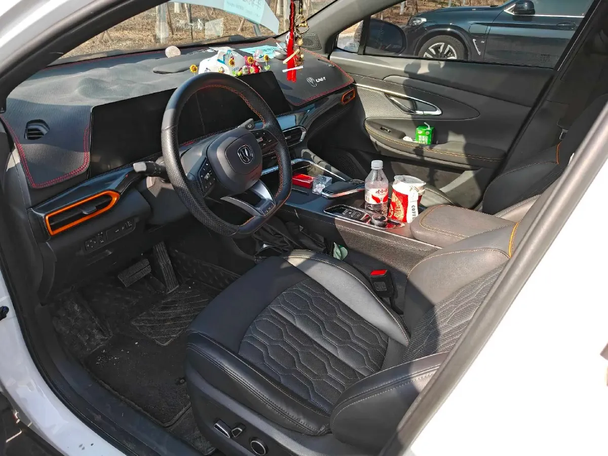 2022 ChangAn UNI-T 1.5T 188HP L4 7DCT,autocango,china used car exporter,china ev exporter,chinese used car exporter,chinese used ev exporter