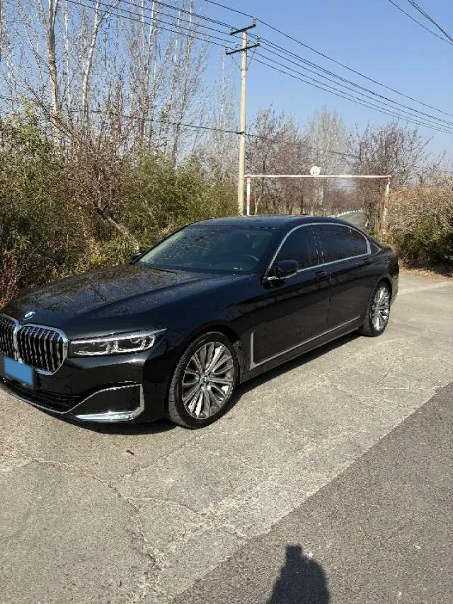 2021 BMW 7 Series 3.0T 340HP L6 8AT,autocango,china used car exporter,china ev exporter,chinese used car exporter,chinese used ev exporter