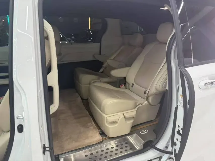 2021 Toyota Sienna 2.5L 192HP L4 E-CVT Hybrid,autocango,china used car exporter,china ev exporter,chinese used car exporter,chinese used ev exporter