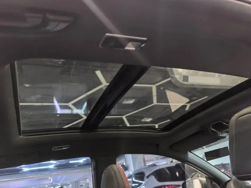 2022 Geely Coolray 1.5T 181HP L4 7DCT,autocango,china used car exporter,china ev exporter,chinese used car exporter,chinese used ev exporter