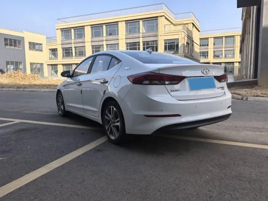 2016 Hyundai Elantra 1.6L 130HP L4 6AT,autocango,china used car exporter,china ev exporter,chinese used car exporter,chinese used ev exporter