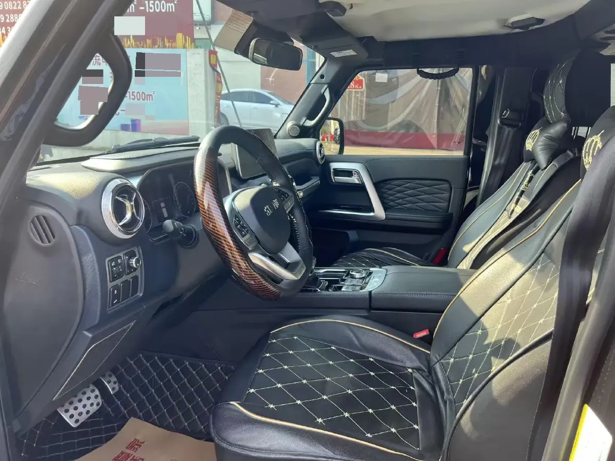 2023 Beijing BJ40 2.0T 224HP L4 8AT,autocango,china used car exporter,china ev exporter,chinese used car exporter,chinese used ev exporter