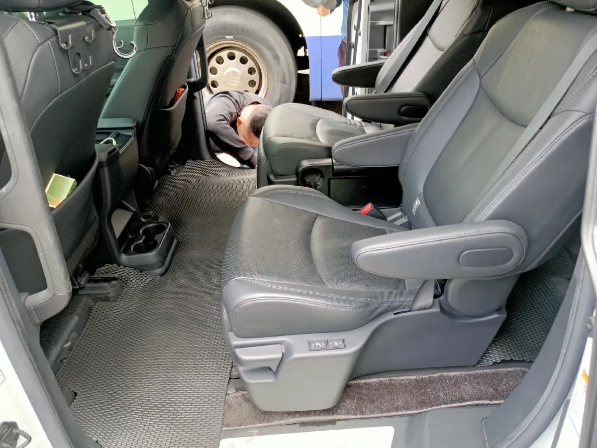 2021 Toyota Sienna 2.5L 192HP L4 E-CVT Hybrid,autocango,china used car exporter,china ev exporter,chinese used car exporter,chinese used ev exporter
