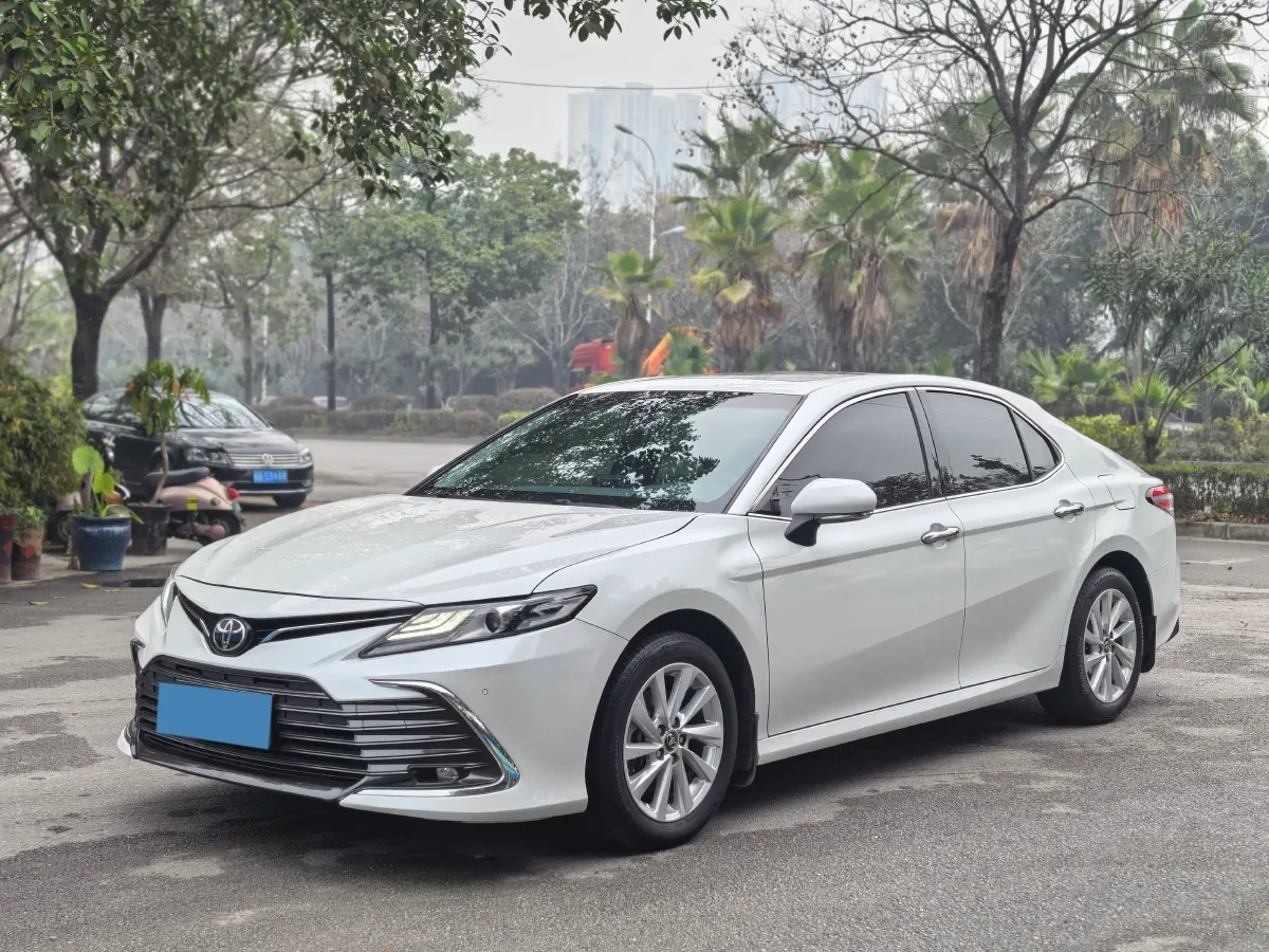 2023 Toyota Camry 2.0L 177HP L4 CVT,autocango,china used car exporter,china ev exporter,chinese used car exporter,chinese used ev exporter