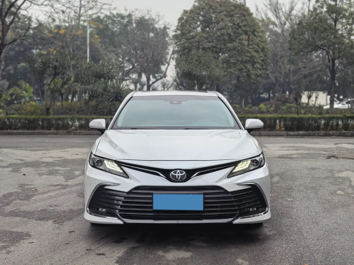 2023 Toyota Camry 2.0L 177HP L4 CVT,autocango,china used car exporter,china ev exporter,chinese used car exporter,chinese used ev exporter