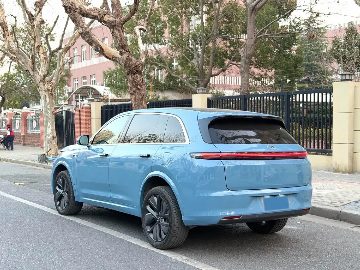 2023 Li L7 Range Extended 154HP REEV 40.9KWH,autocango,china used car exporter,china ev exporter,chinese used car exporter,chinese used ev exporter