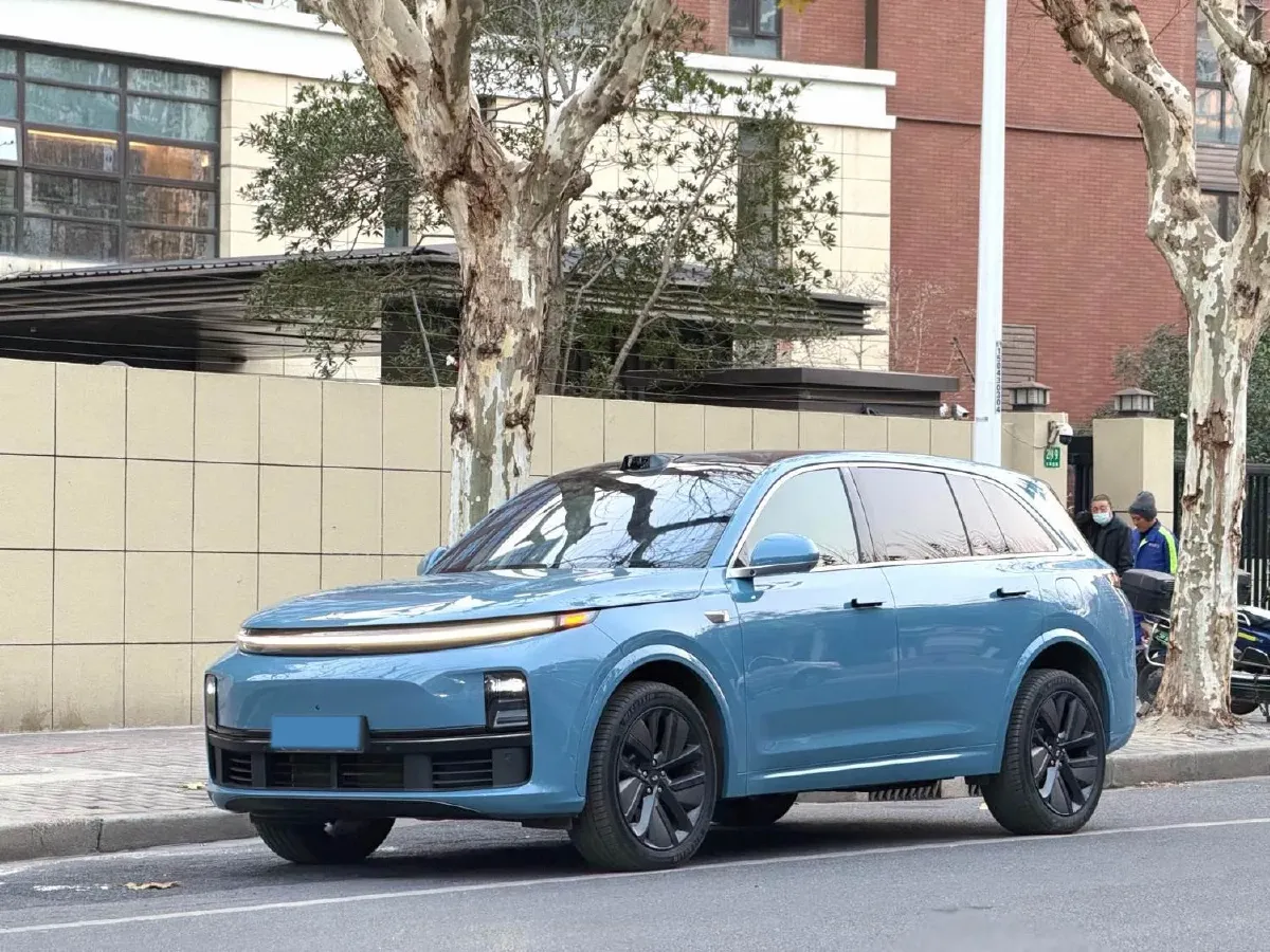 2023 Li L7 Range Extended 154HP REEV 40.9KWH,autocango,china used car exporter,china ev exporter,chinese used car exporter,chinese used ev exporter