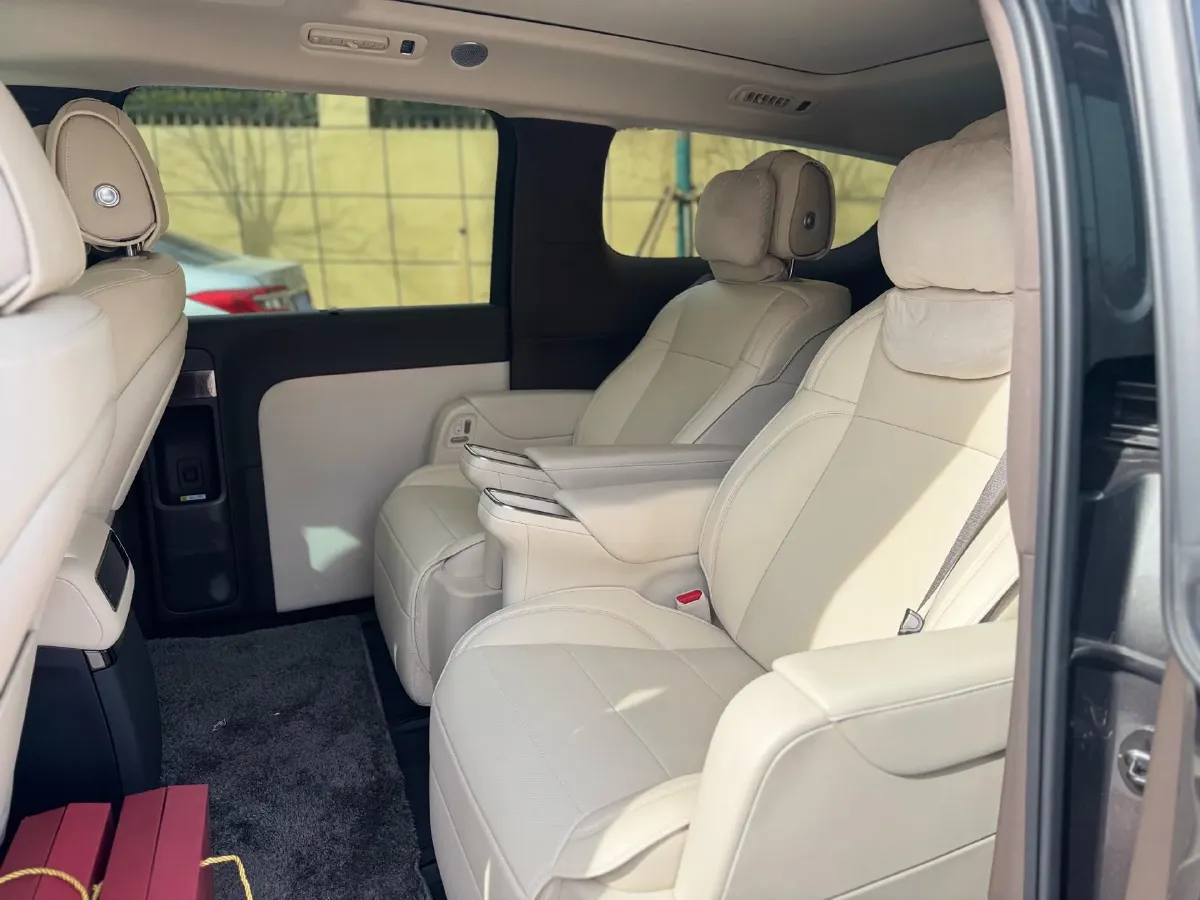 2024 Li MEGA BEV 102.7KWH,autocango,china used car exporter,china ev exporter,chinese used car exporter,chinese used ev exporter