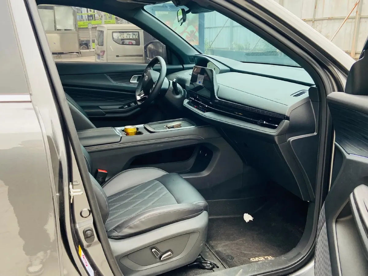 2025 ChangAn QiYuan Q05 Classic 1.5L 98HP L4 E-CVT PHEV 18.4KWH,autocango,china used car exporter,china ev exporter,chinese used car exporter,chinese used ev exporter