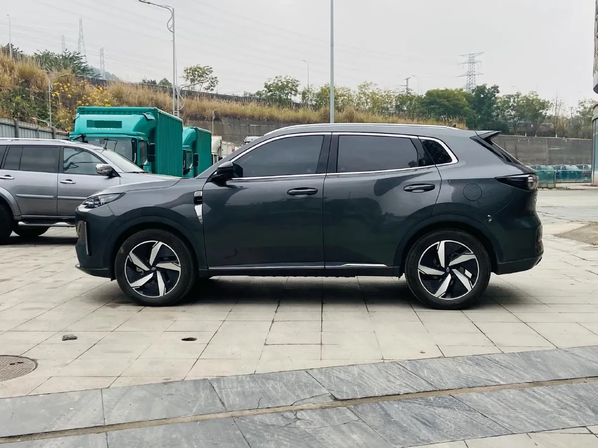 2025 ChangAn QiYuan Q05 Classic 1.5L 98HP L4 E-CVT PHEV 18.4KWH,autocango,china used car exporter,china ev exporter,chinese used car exporter,chinese used ev exporter