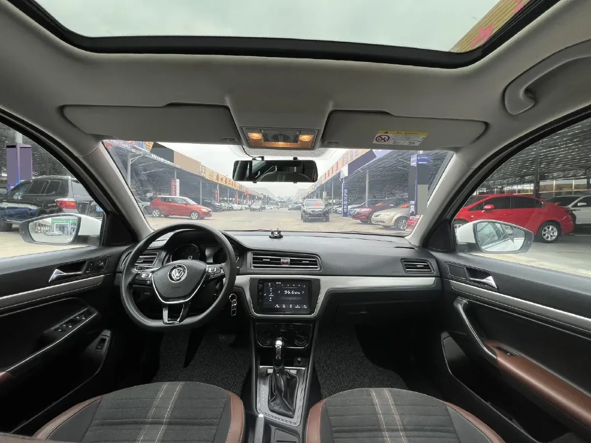 2019 Citroen C4L 1.2T 136HP L3 6AT,autocango,china used car exporter,china ev exporter,chinese used car exporter,chinese used ev exporter