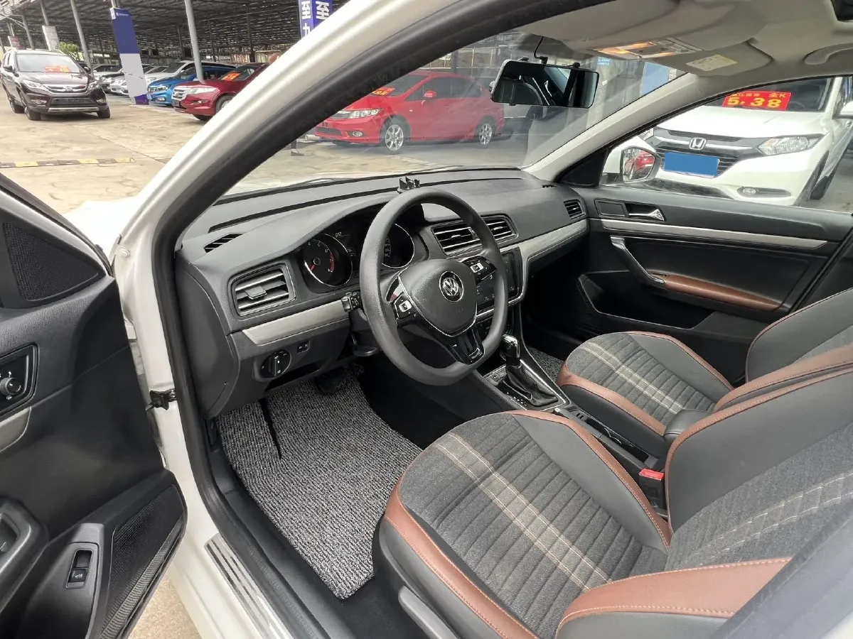 2019 Citroen C4L 1.2T 136HP L3 6AT,autocango,china used car exporter,china ev exporter,chinese used car exporter,chinese used ev exporter