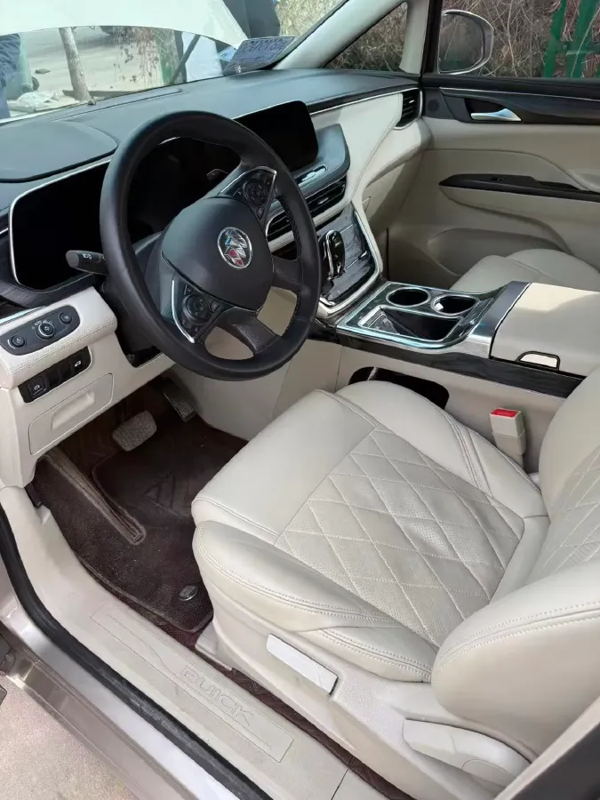 2023 Buick GL8 2.0T 237HP L4 9AT,autocango,china used car exporter,china ev exporter,chinese used car exporter,chinese used ev exporter