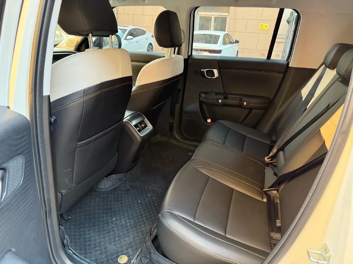 2024 Beijing BJ30 1.5T 188HP L4 7DCT,autocango,china used car exporter,china ev exporter,chinese used car exporter,chinese used ev exporter