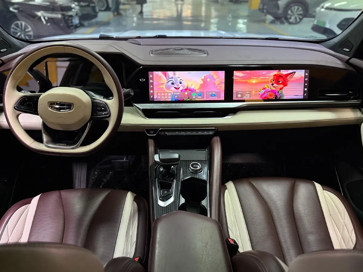 2021 Geely Monjaro 2.0T 218HP L4 7DCT,autocango,china used car exporter,china ev exporter,chinese used car exporter,chinese used ev exporter