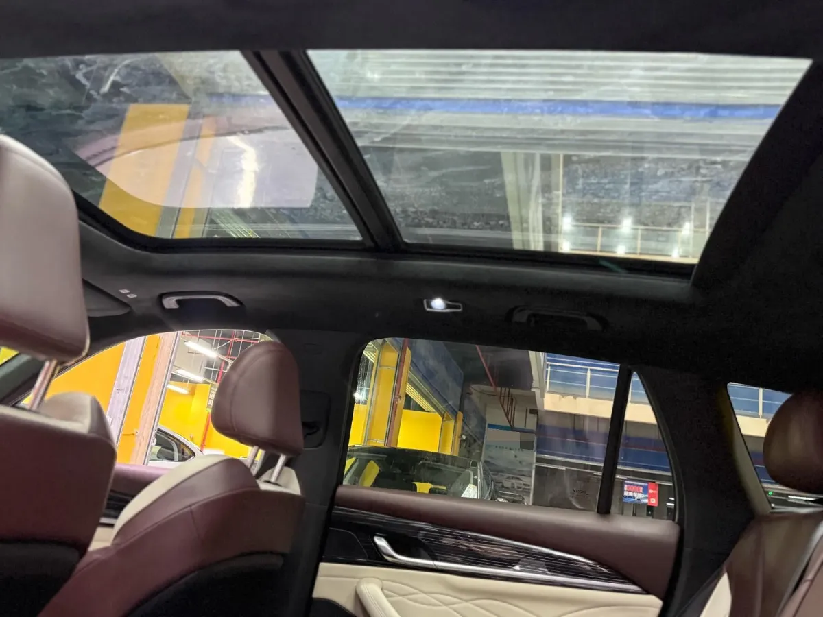 2021 Geely Monjaro 2.0T 218HP L4 7DCT,autocango,china used car exporter,china ev exporter,chinese used car exporter,chinese used ev exporter