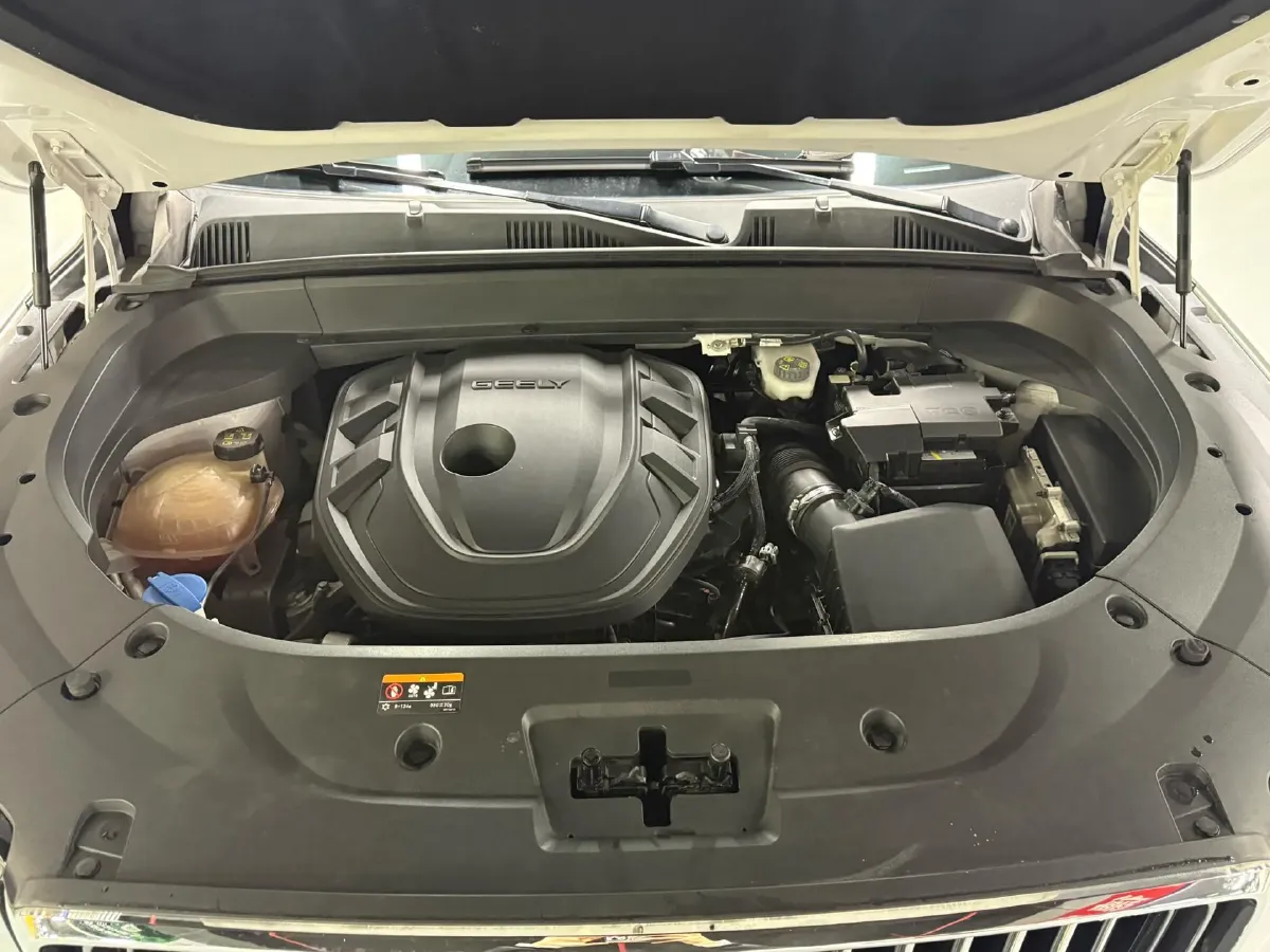 2021 Geely Monjaro 2.0T 218HP L4 7DCT,autocango,china used car exporter,china ev exporter,chinese used car exporter,chinese used ev exporter