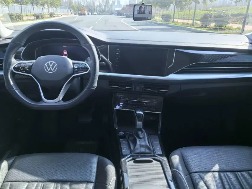 2023 Volkswagen Passat 2.0T 186HP L4 7DCT,autocango,china used car exporter,china ev exporter,chinese used car exporter,chinese used ev exporter