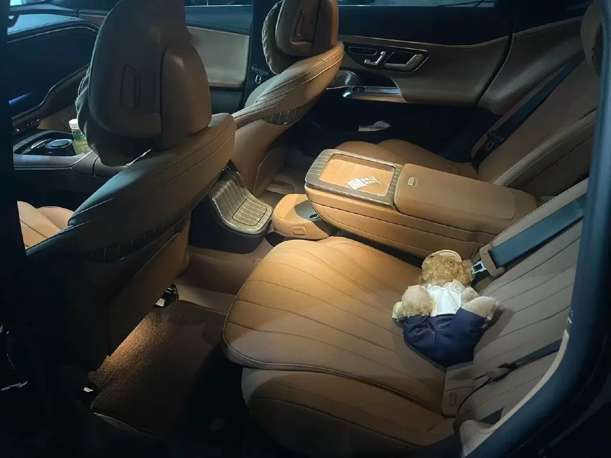 2025 Mercedes-Benz E Class 2.0T 258HP L4 9AT,autocango,china used car exporter,china ev exporter,chinese used car exporter,chinese used ev exporter