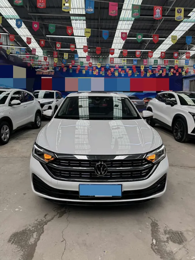 2023 Volkswagen Sagitar 1.5T 160HP L4 7DCT,autocango,china used car exporter,china ev exporter,chinese used car exporter,chinese used ev exporter