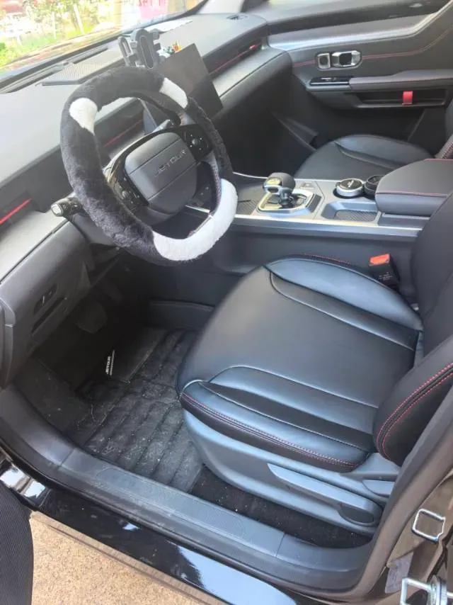 2025 Jetour DASHING 1.5T 156HP L4 6DCT,autocango,china used car exporter,china ev exporter,chinese used car exporter,chinese used ev exporter