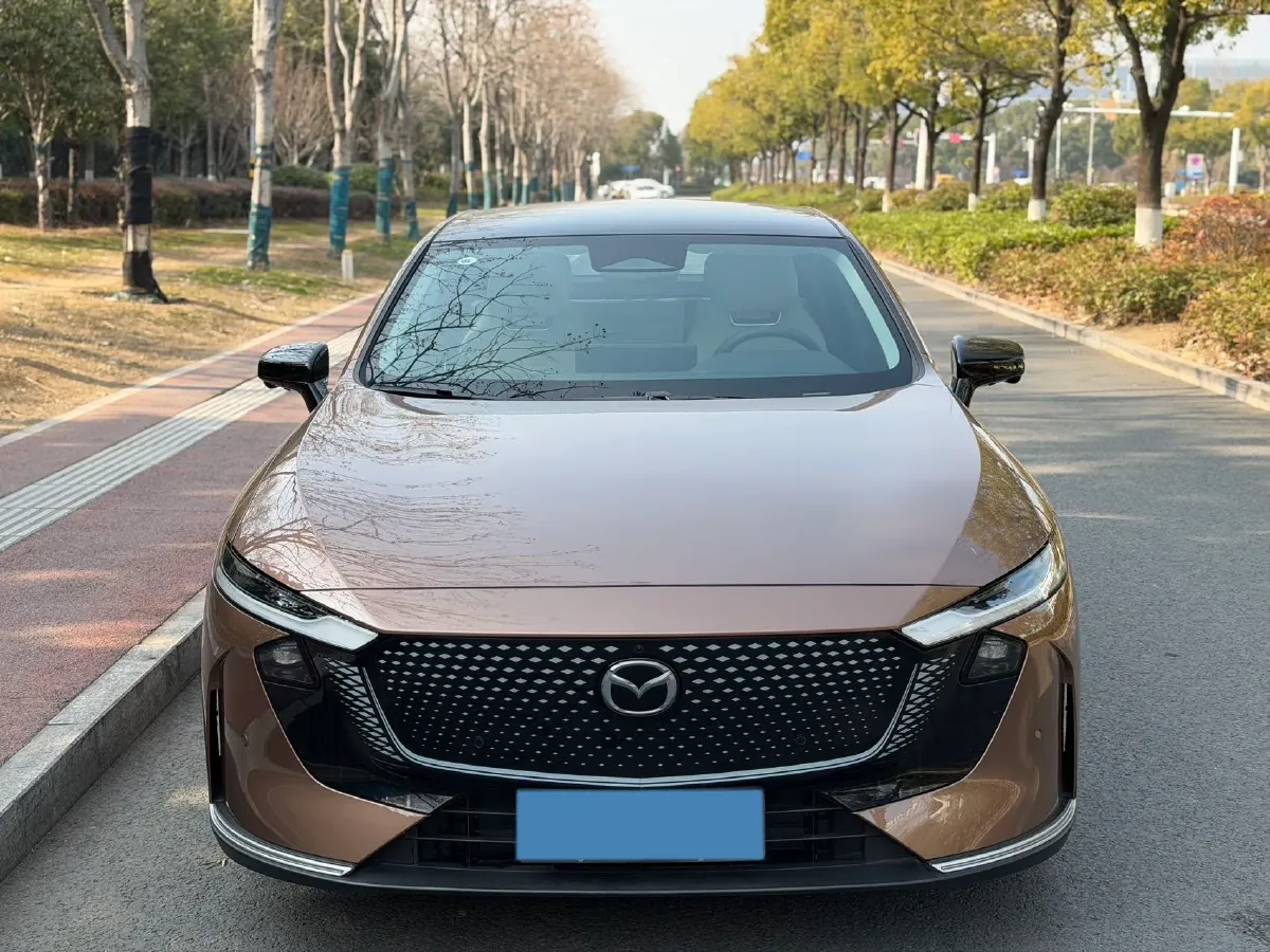 2024 Mazda EZ-6 BEV 56.1KWH,autocango,china used car exporter,china ev exporter,chinese used car exporter,chinese used ev exporter