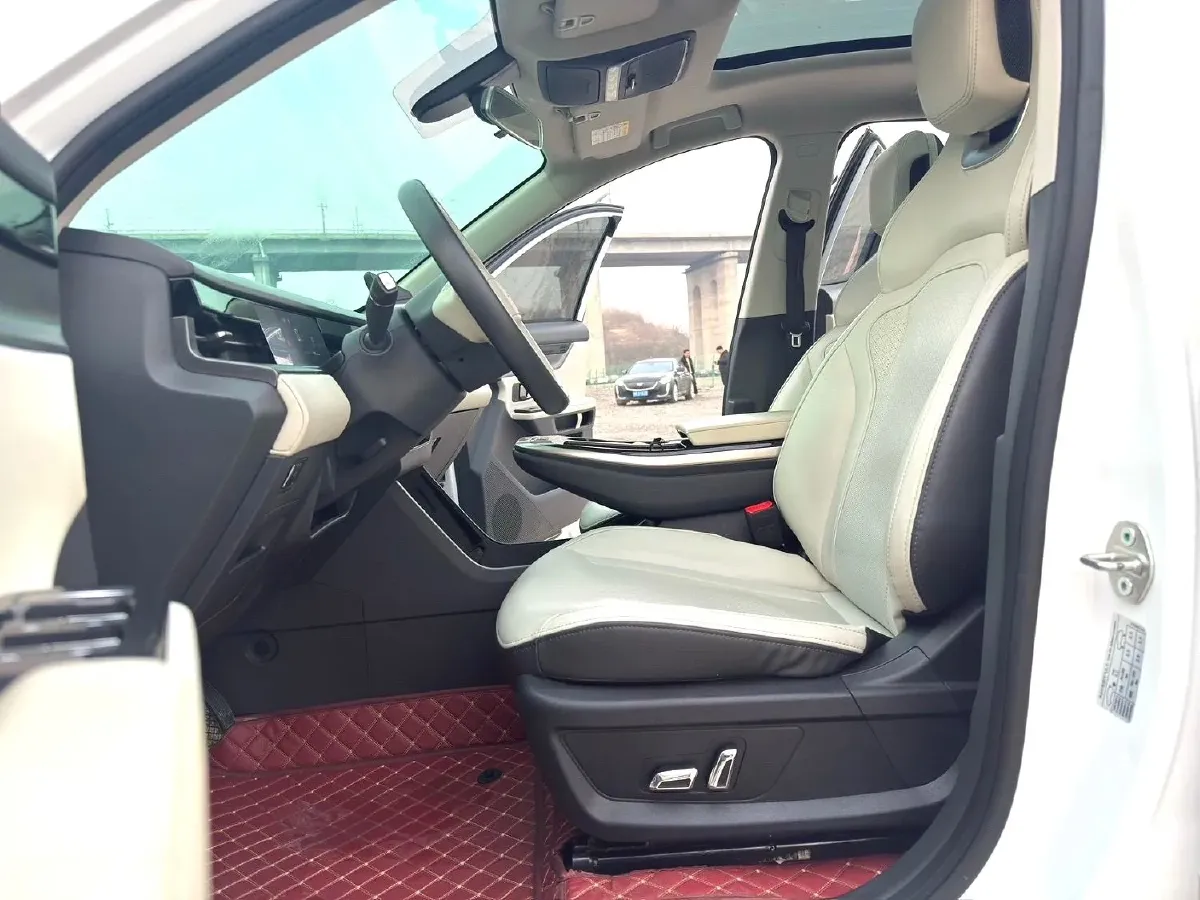 2022 Jetour DASHING 1.6T 197HP L4 7DCT,autocango,china used car exporter,china ev exporter,chinese used car exporter,chinese used ev exporter