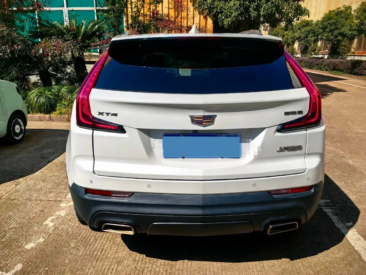 2021 Cadillac XT4 2.0T 237HP L4 9AT,autocango,china used car exporter,china ev exporter,chinese used car exporter,chinese used ev exporter