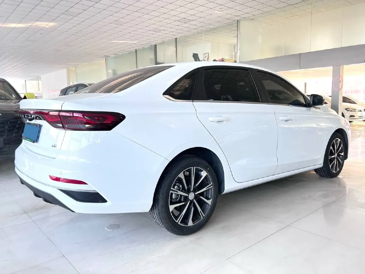 2025 Geely Emgrand 1.5L 127HP L4 CVT,autocango,china used car exporter,china ev exporter,chinese used car exporter,chinese used ev exporter