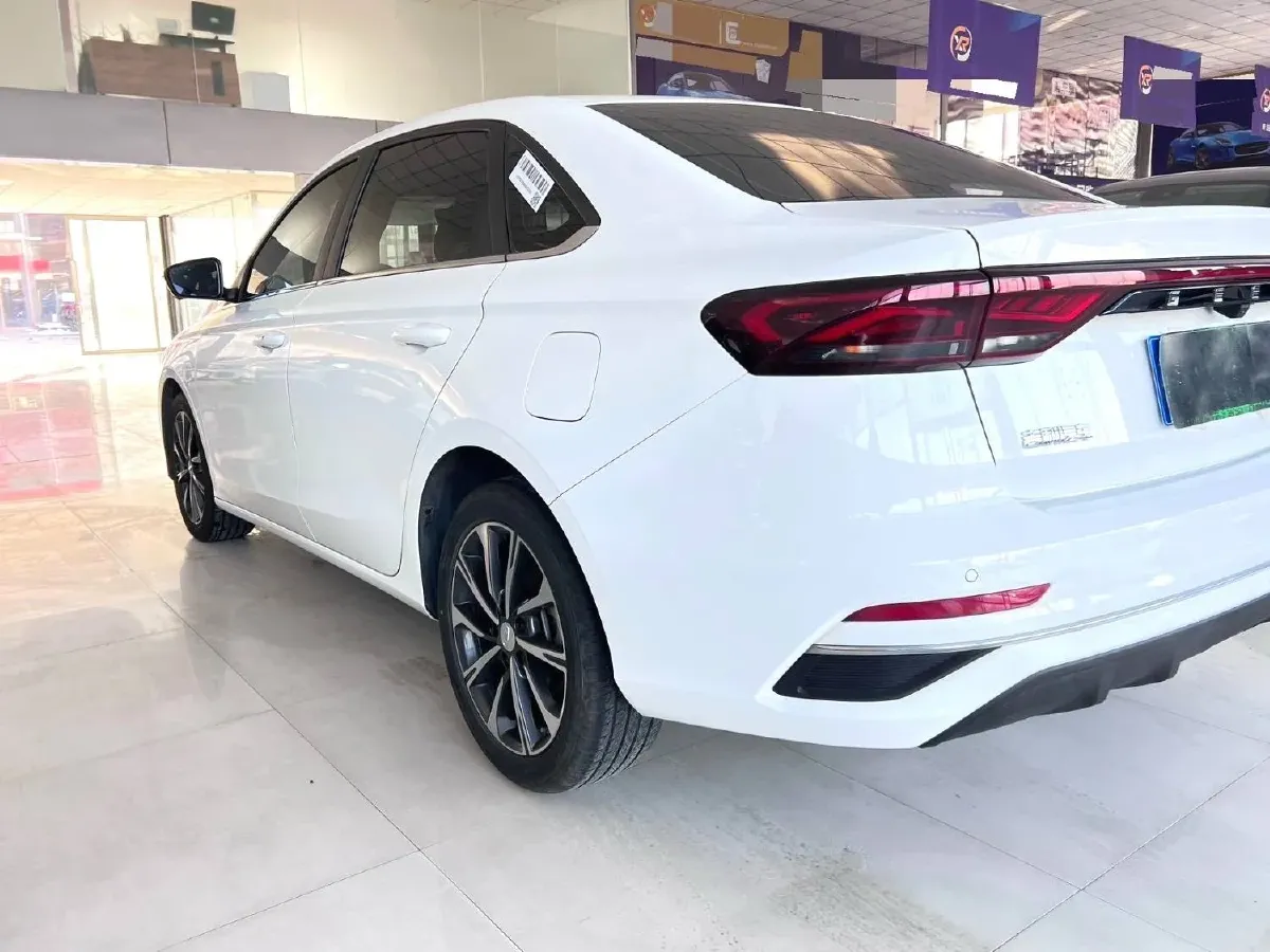 2025 Geely Emgrand 1.5L 127HP L4 CVT,autocango,china used car exporter,china ev exporter,chinese used car exporter,chinese used ev exporter