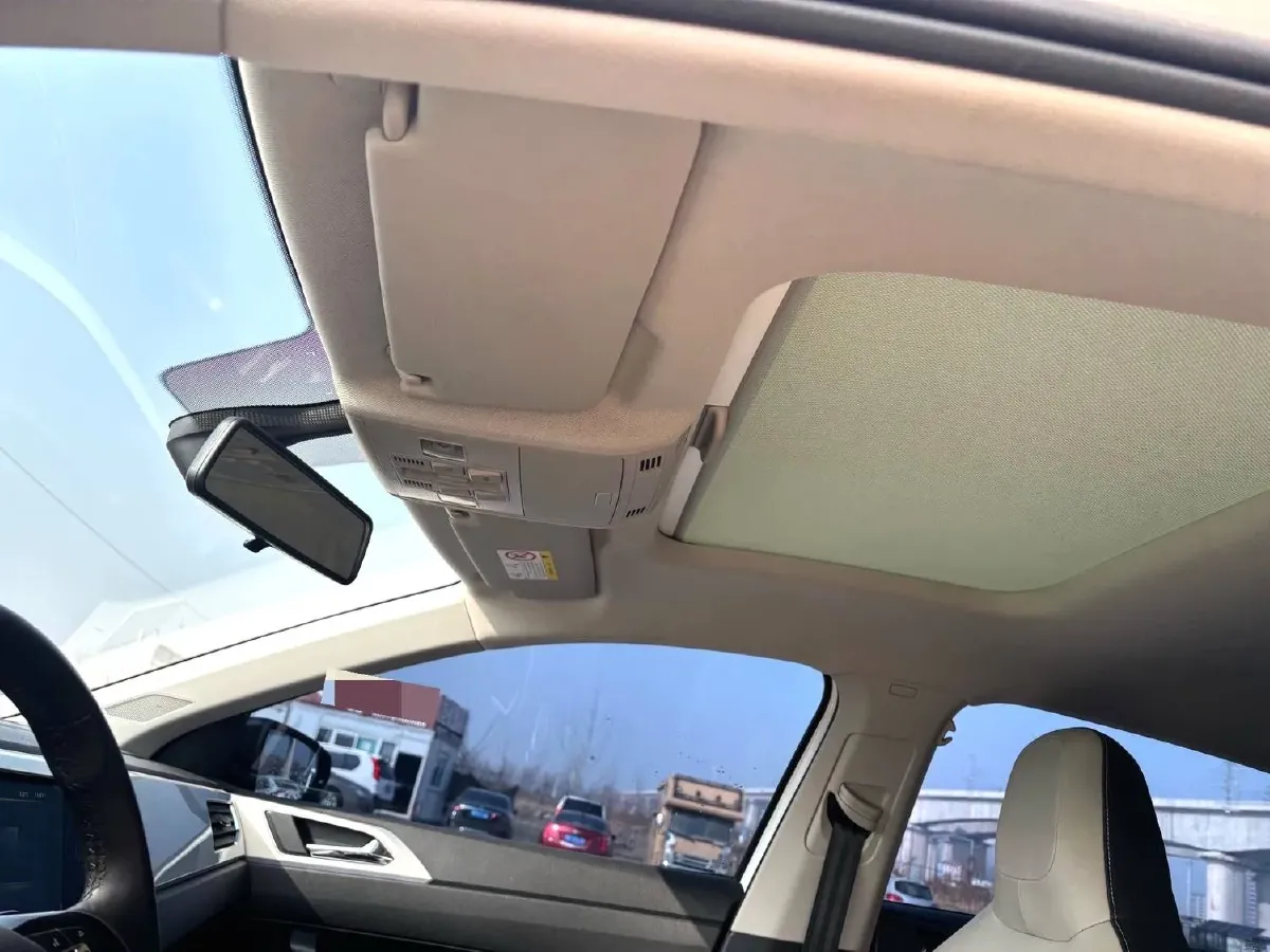 2023 Volkswagen Polo 1.5L 110HP L4 6AT,autocango,china used car exporter,china ev exporter,chinese used car exporter,chinese used ev exporter