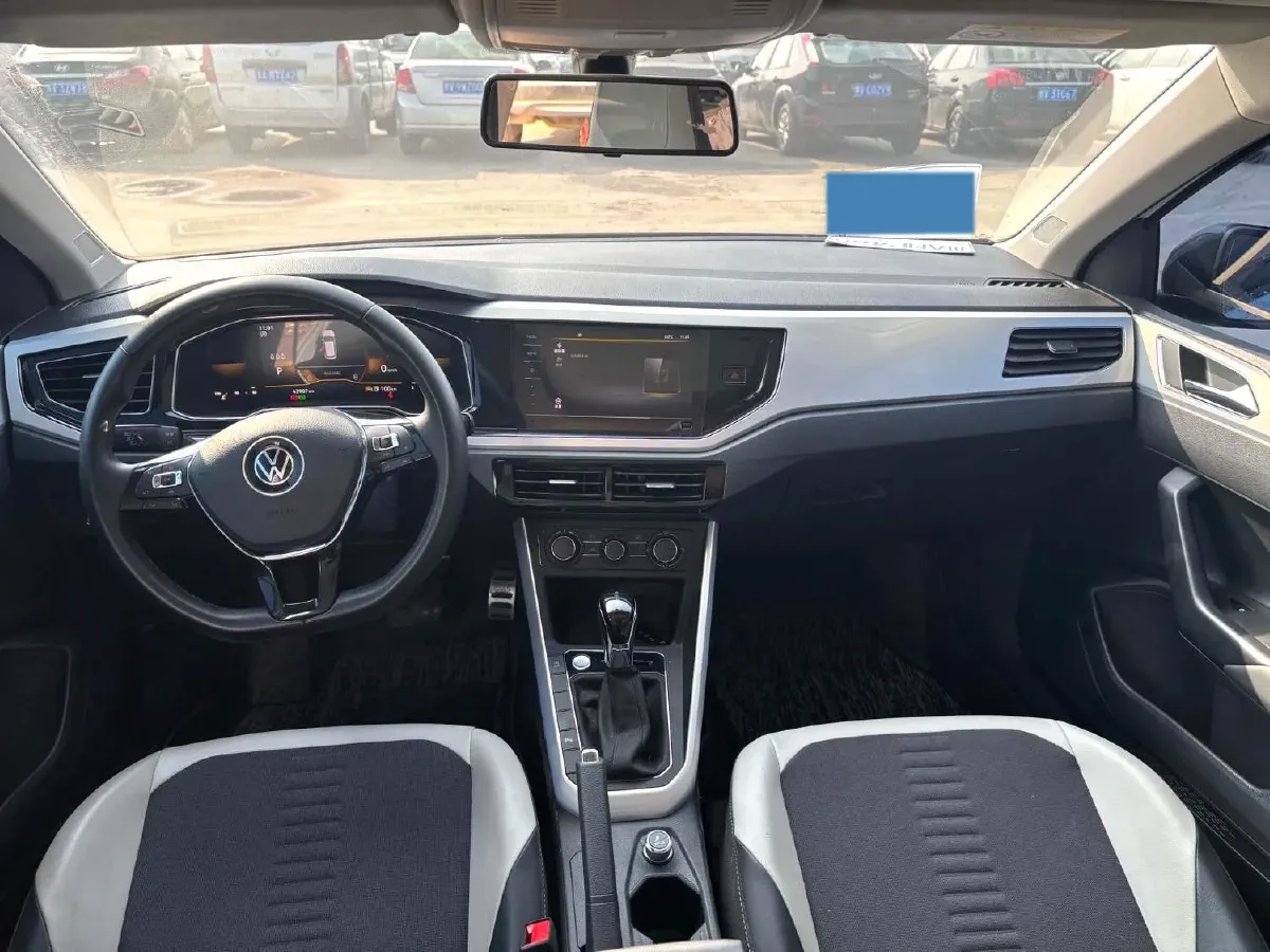 2023 Volkswagen Polo 1.5L 110HP L4 6AT,autocango,china used car exporter,china ev exporter,chinese used car exporter,chinese used ev exporter