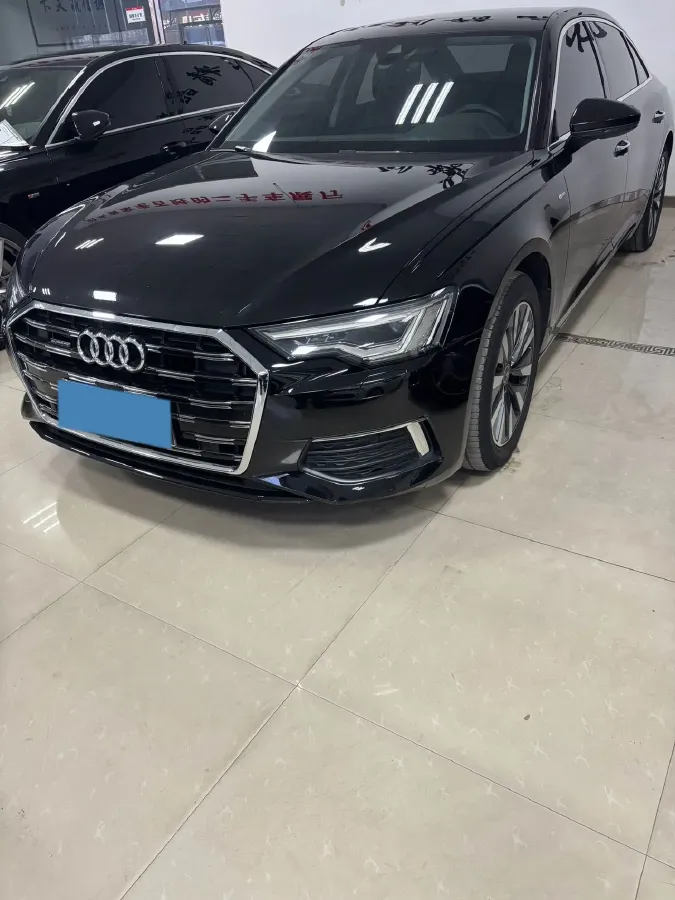 2021 Audi A6L 2.0T 224HP L4 7DCT,autocango,china used car exporter,china ev exporter,chinese used car exporter,chinese used ev exporter