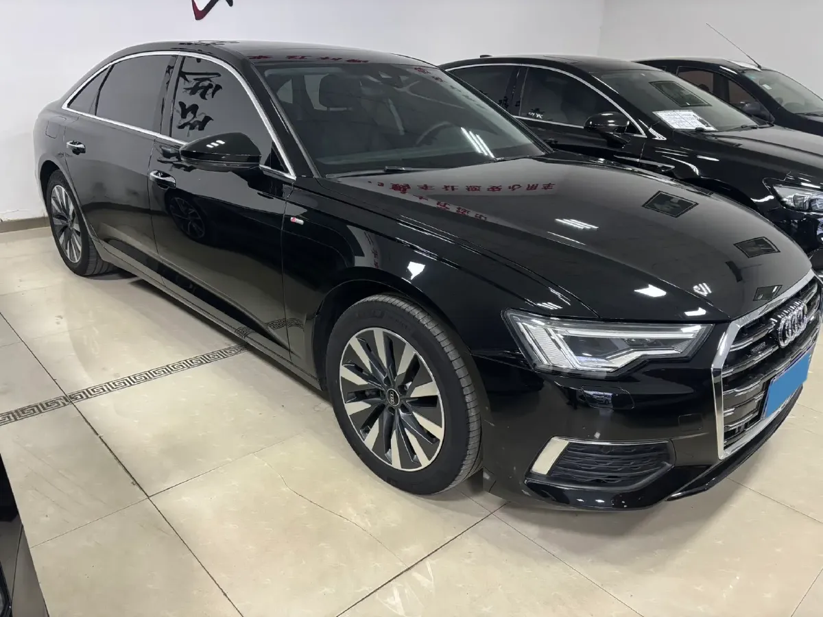 2021 Audi A6L 2.0T 224HP L4 7DCT,autocango,china used car exporter,china ev exporter,chinese used car exporter,chinese used ev exporter