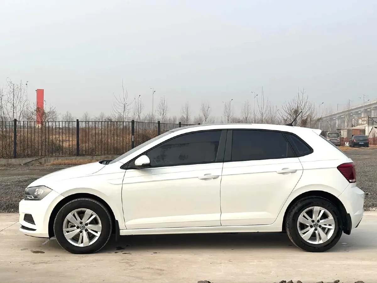 2023 Volkswagen Polo 1.5L 113HP L4 6AT,autocango,china used car exporter,china ev exporter,chinese used car exporter,chinese used ev exporter