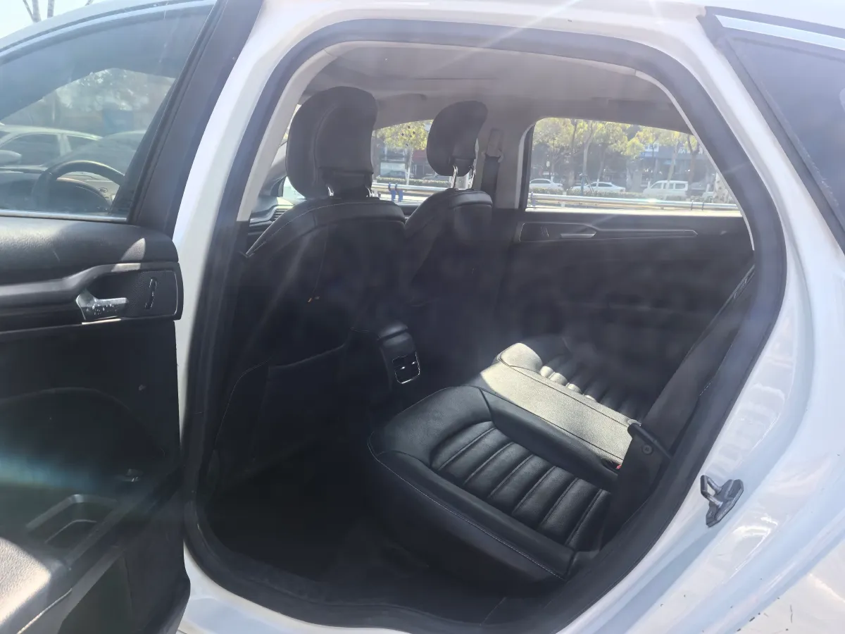 2018 Ford Mondeo 1.5T 181HP L4 6AT,autocango,china used car exporter,china ev exporter,chinese used car exporter,chinese used ev exporter