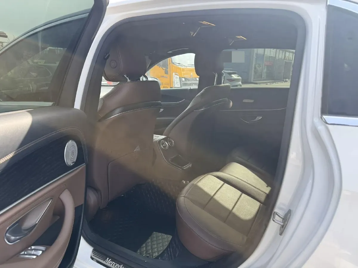 2021 Mercedes-Benz E Class 2.0T 258HP L4 9AT,autocango,china used car exporter,china ev exporter,chinese used car exporter,chinese used ev exporter