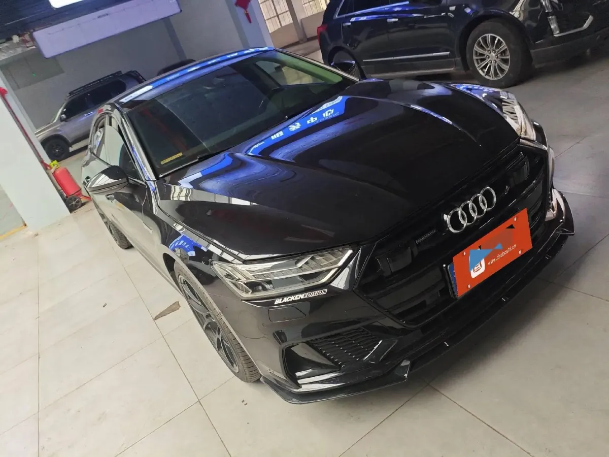 2024 Audi A7L 2.0T 245HP L4 7DCT,autocango,china used car exporter,china ev exporter,chinese used car exporter,chinese used ev exporter