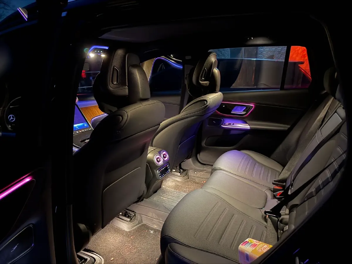 2024 Mercedes-Benz GLC Class 2.0T 258HP L4 9AT,autocango,china used car exporter,china ev exporter,chinese used car exporter,chinese used ev exporter